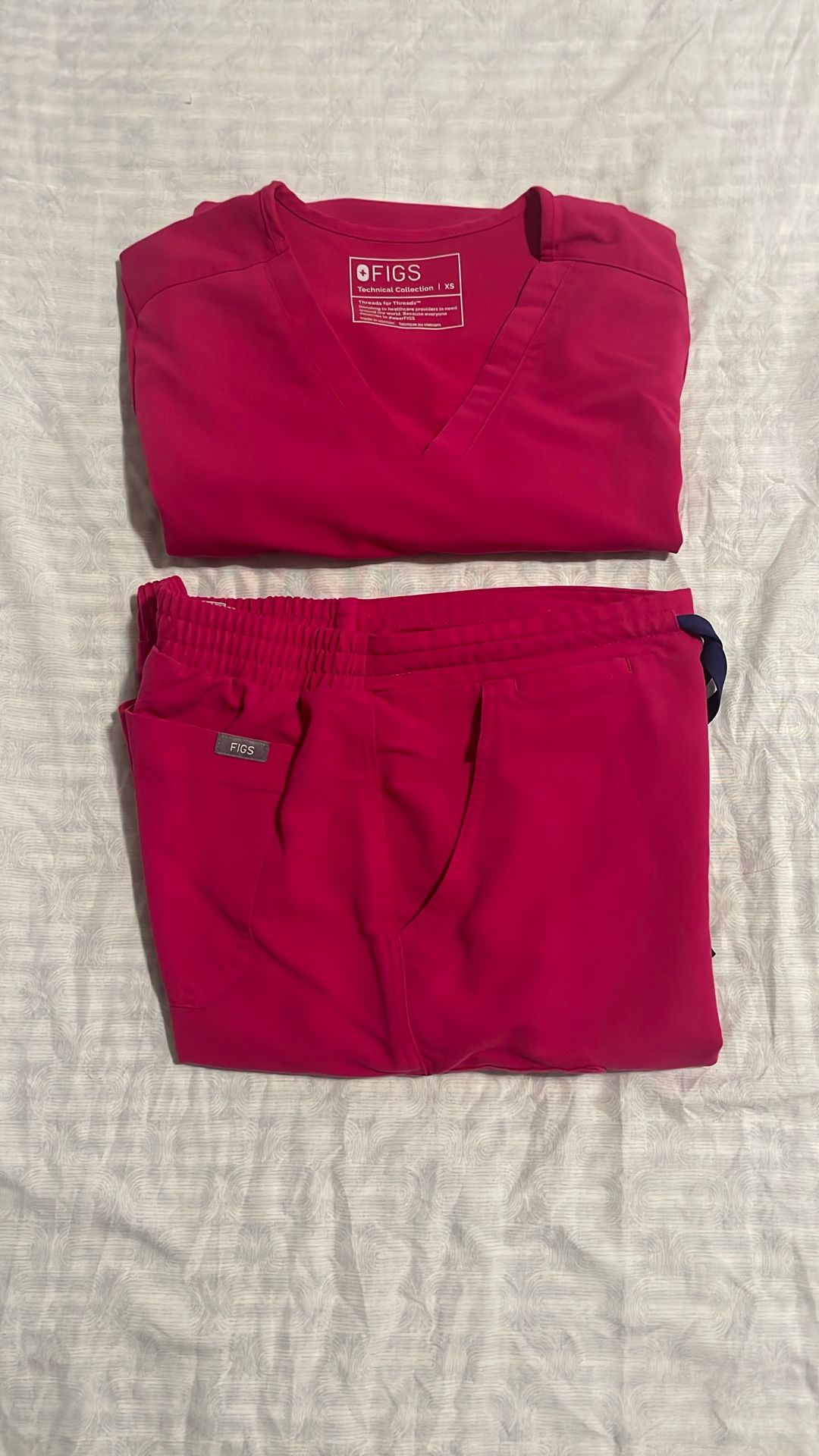 Figs Scrub Set