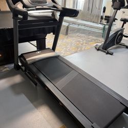 NordicTrack C 990 Treadmill – 