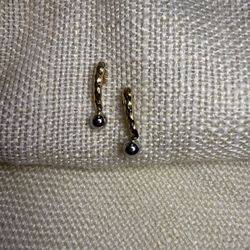 14K Yellow & White Gold Drop Earrings – Two-Tone Modern Design – 0.6g