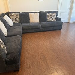 Charcoal Sectional Sofa – Stylish, Comfortable, & Ready for a New Home