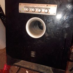 Yamaha Speaker 