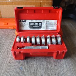 BEARING RACE AND SEAL DRIVER SET