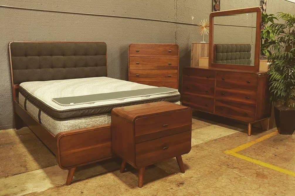 Elmandy Bedroom Set Queen or King Bed Dresser Nightstand and Mirror Finance and Delivery Available 