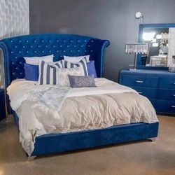 New 4pc Bedroom Set In Box 📦 Buy Now Pay Later