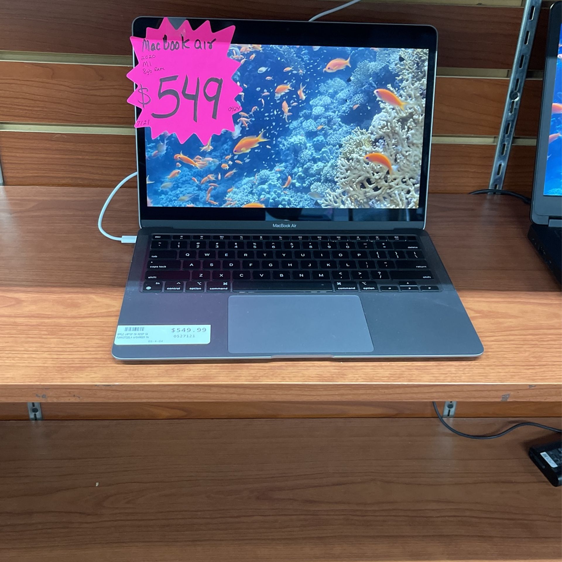 Apple Laptop Model: A2337 With Charger 2020