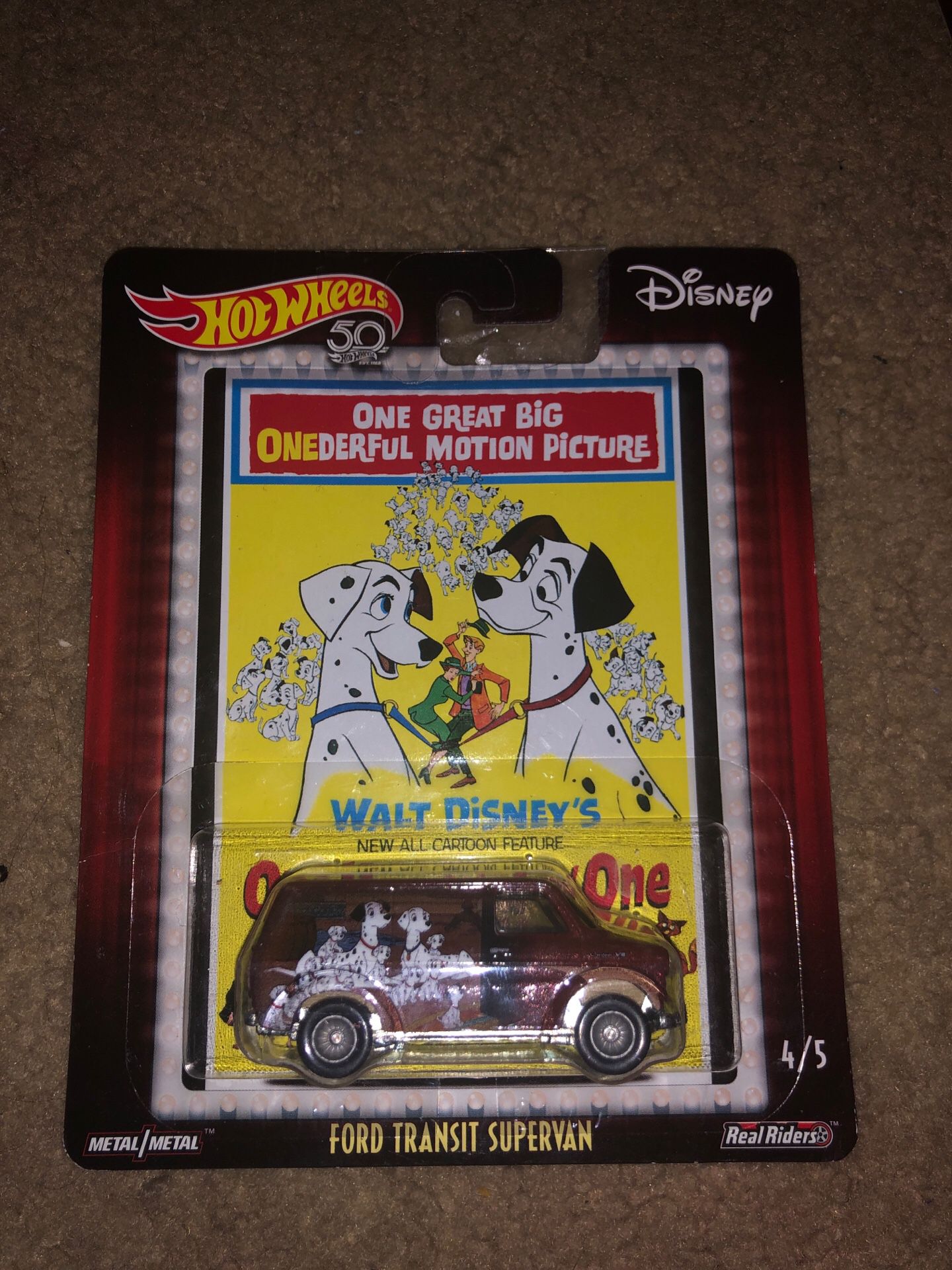 Disney Hotwheels collectors item ! WALT Disney is 101 Dalmatian board transit super van/real riders/metal – metal Disney on opened brand new