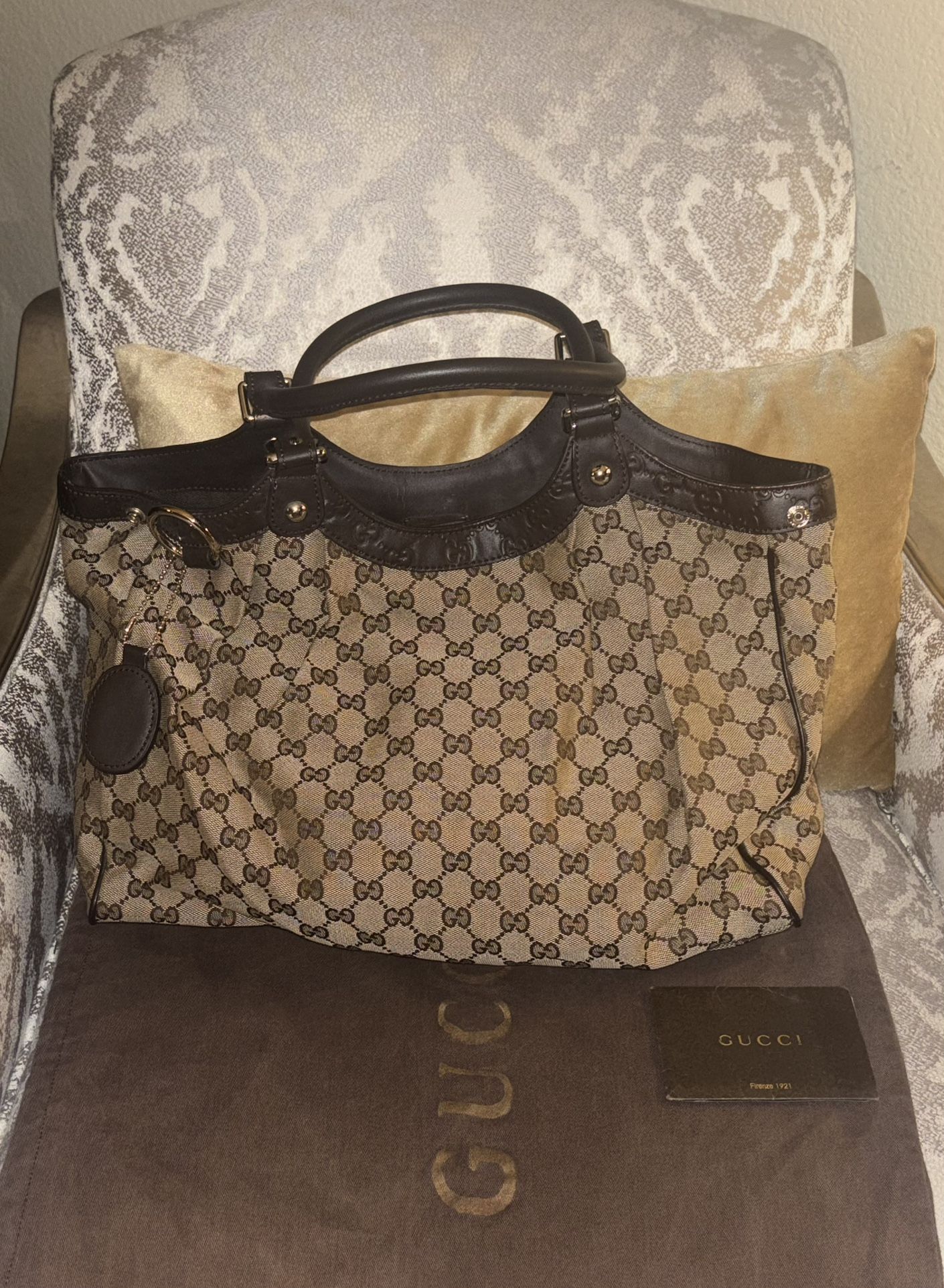 Brand New Gucci Purse Authentic