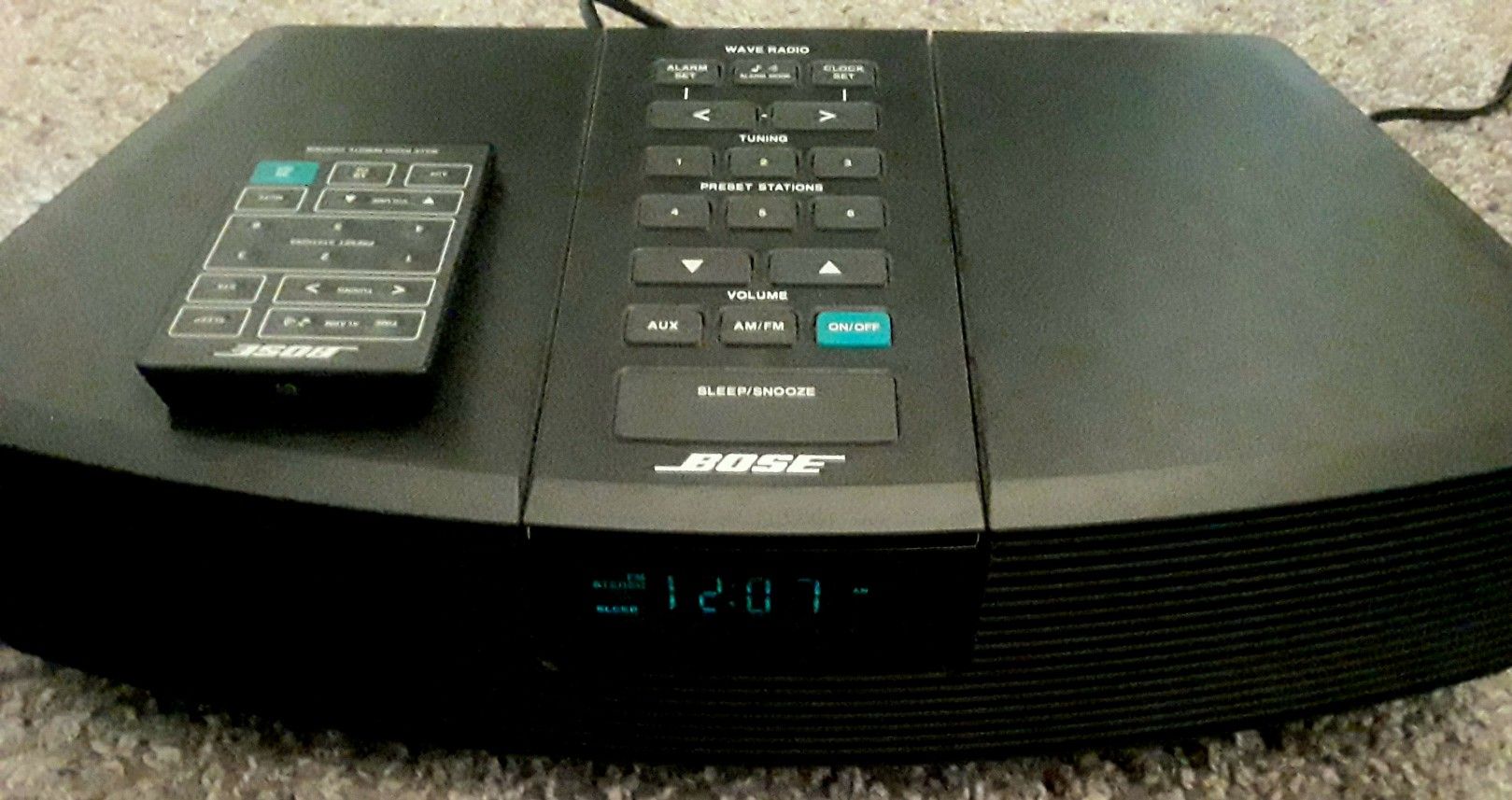 Bose Wave Radio w/ remote