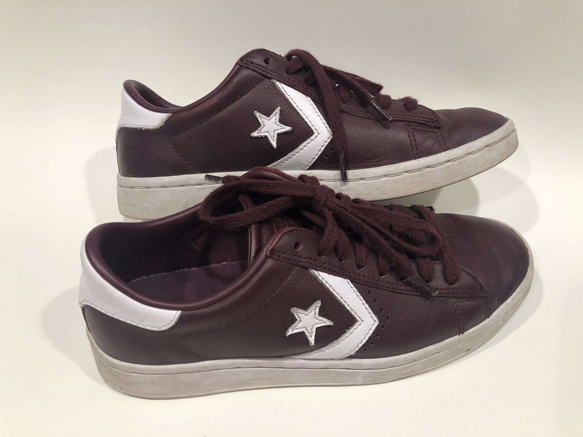 Converse Star Player 76 Retro Leather Women’s 5.5