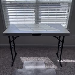 Lifetime Gray Desk Table