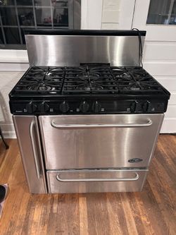 Premier Pro Series 36” Gas Range/Oven - 6 Burner - Works Great