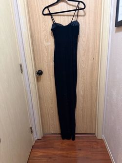 Black Clothing Item Size Medium