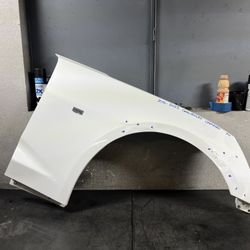 2016-2017-2018-2019-2020-2021-2022-2023 CHEVROLET CAMARO RIGHT FENDER OEM USED