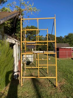 Buck scaffolding