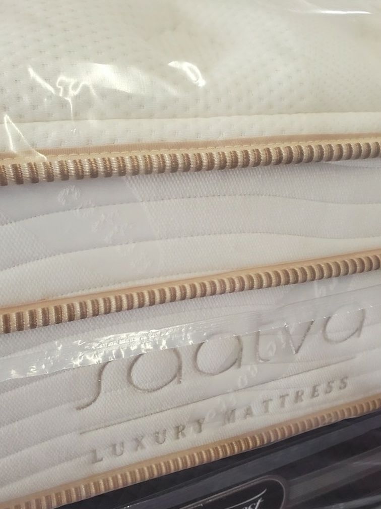 King SIZES MATTRESS SAATVA