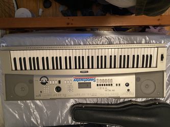 Yamaha Keyboard