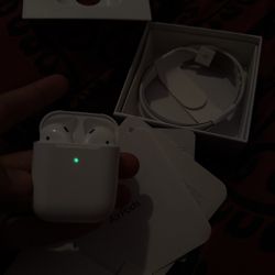 AirPods 2 (good Condition)