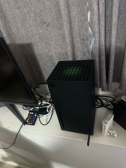 Xbox series x /2 controller/headset