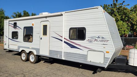 2009 Jayco Bunk beds Travel Trailer....no slide out