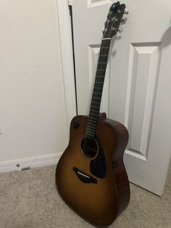 Yamaha Guitar