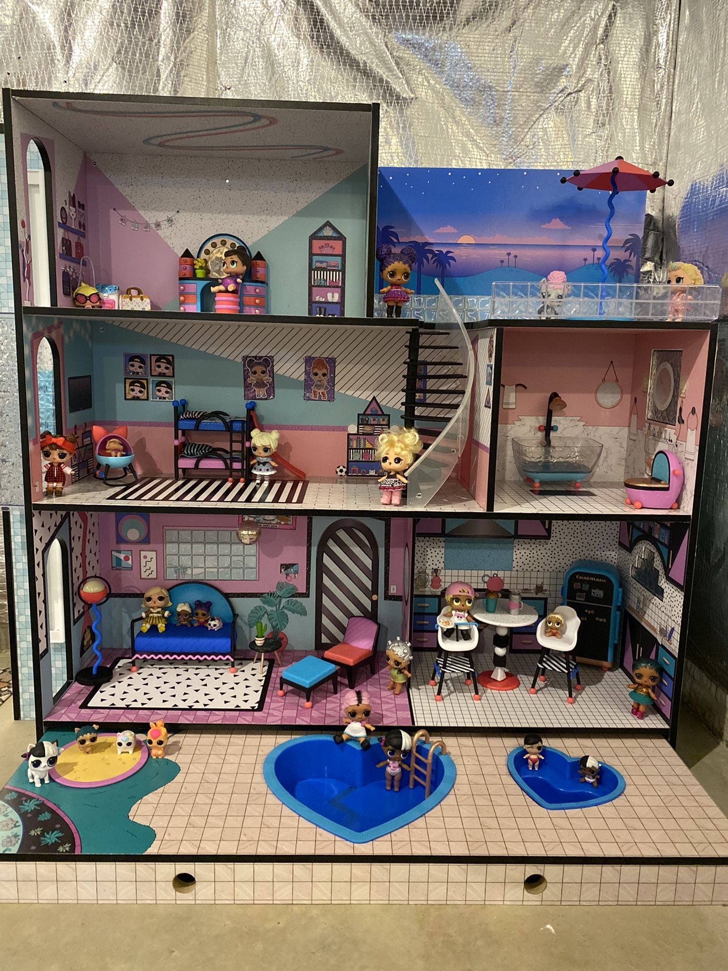 LOL Doll House