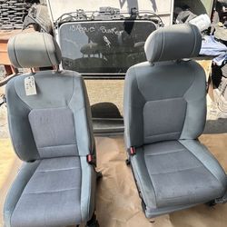 2009-2015 Honda Pilot Front Left Driver Seat $275 Front Right Passenger Seat $275