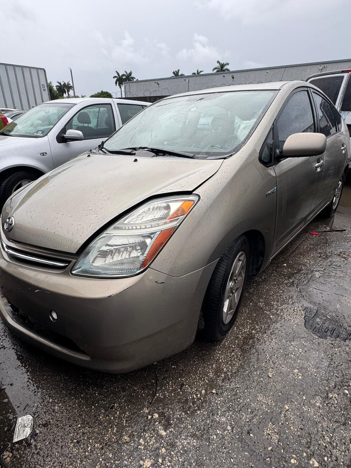 2007 Toyota Prius hybrid parts exhaust rims doors trunk lid taillights axel