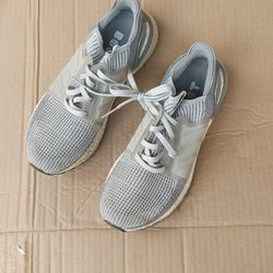 Adidas Boost YYJ 606004 Men's Sneakers Shoes Size 8.5