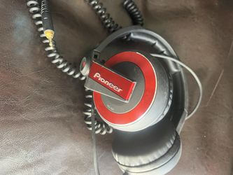 Pionner Headphones