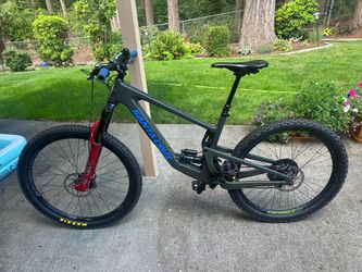 2022 Santa Cruz Bronson CL