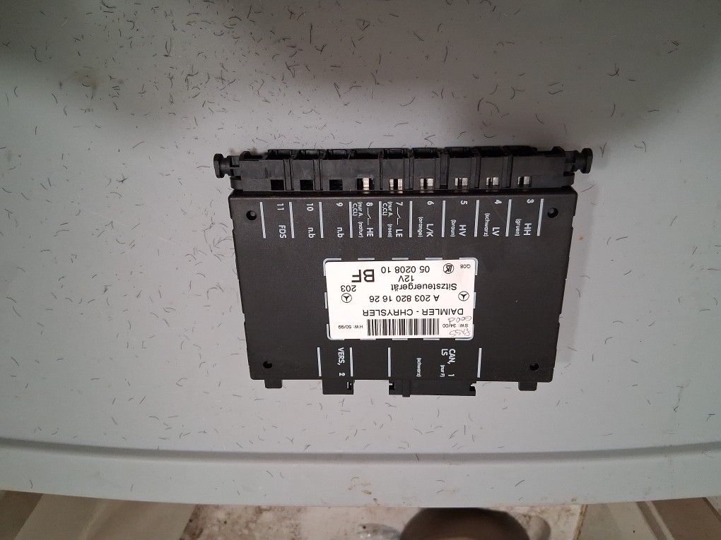 04 MERCEDES W203 C -class Right Power Seat Control Module Computer