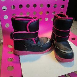 Snow Boots Size 10 