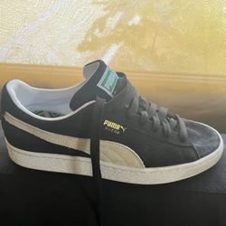 Puma Suede size 7.5