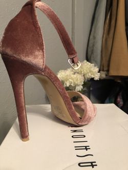 Heels 👠 size 7.5