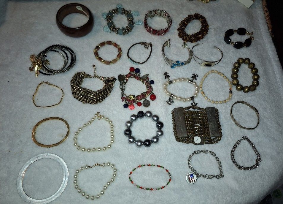 Bracelets Lot