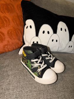 Kids Dino shoes 8