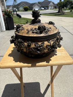 Gorgeous Vintage Ornate Oversized Decorative Bowl/Urn. Beautiful Detail. Heavy item. Raised flowers throughout. 