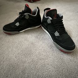 Retro air Jordan bred 4s