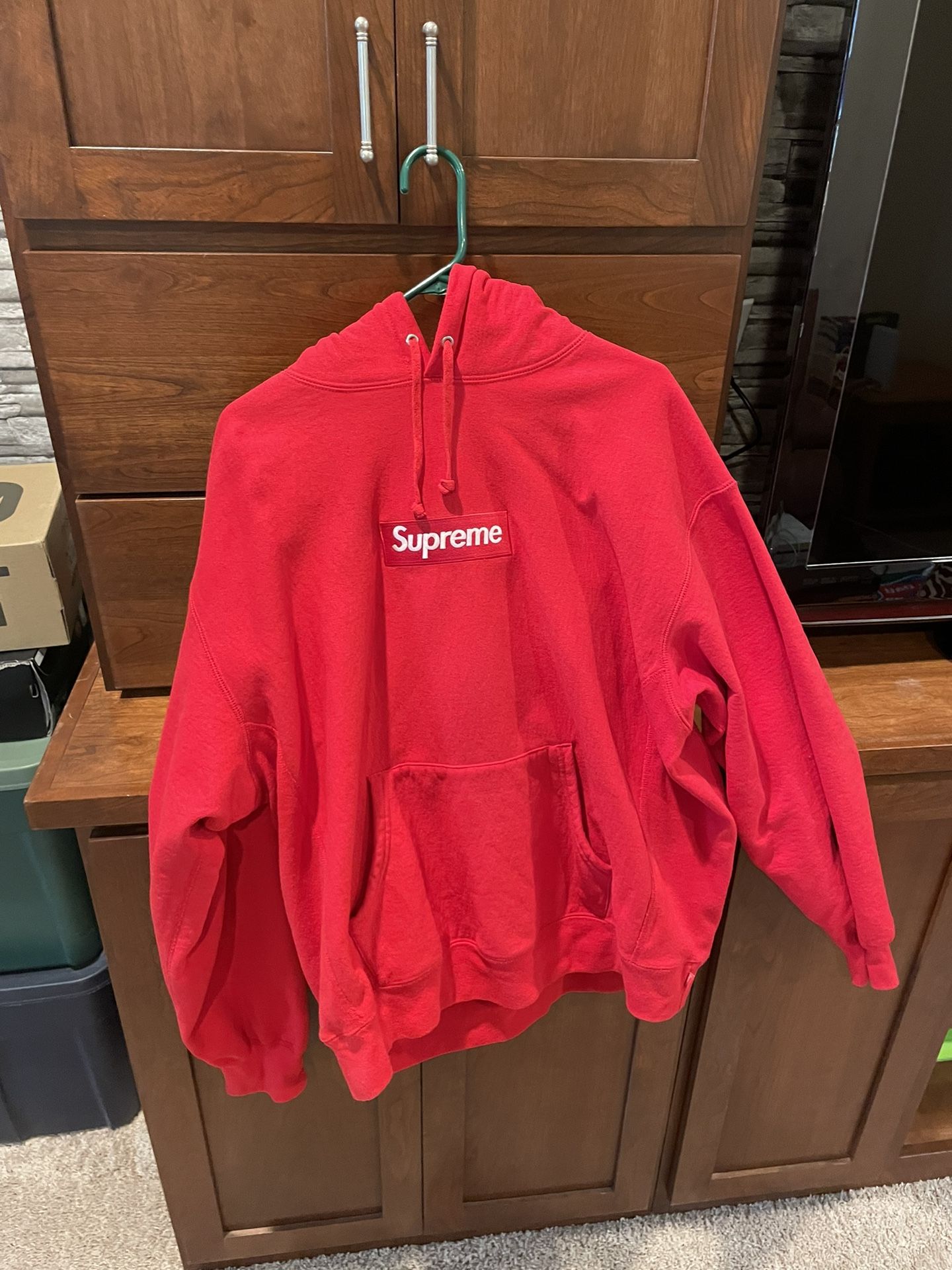 Supreme FW23 Red Bogo XL 