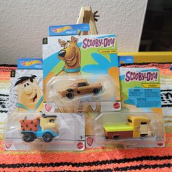 2021 Hot Wheels Scooby-Doo, Shaggy, Fred Flintstones 