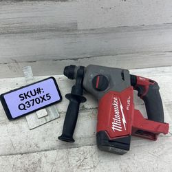 USED Milwaukee M18 FUEL 18V 1 in. SDS-Plus Rotary Hammer (Tool Only)