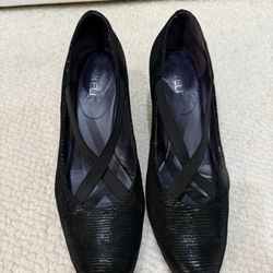 Vaneli Snakeskin Wedge heel 