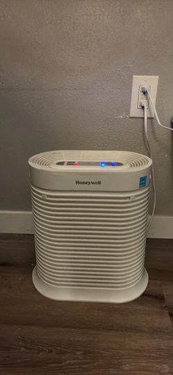 Honeywell Air Purifier - HPA104WMP