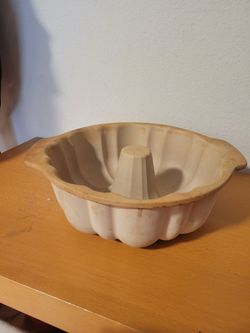 Pampered Chef Bundt Cake Pan