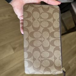 Coach Double Zipper Wristlet