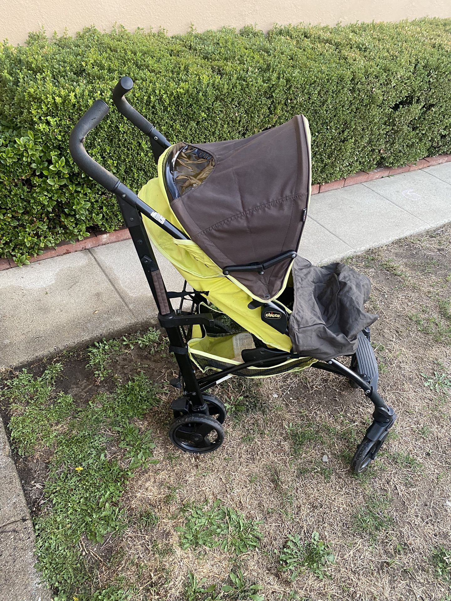 Chicco Lite Stroller