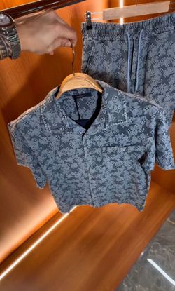 Louis Vuitton Set 
