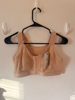 Leonisa  Front-Closure Sports Bra with Tags | Size 36B
