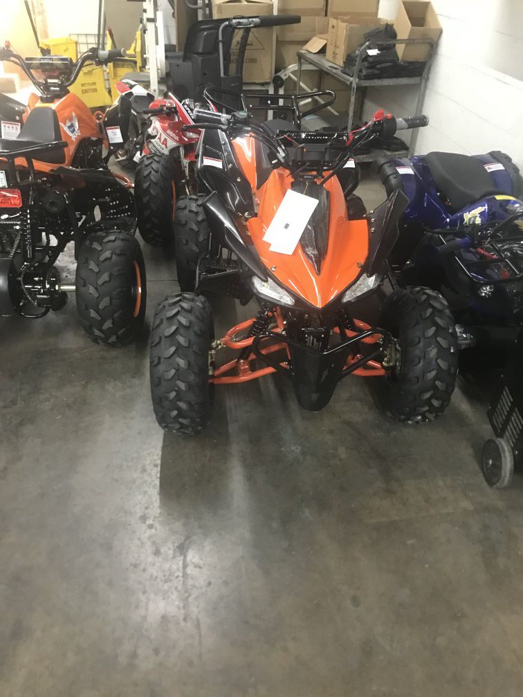 New Gas ATV 125cc fully Automatic With Reverse Up to 35 miles per hour Many colors available