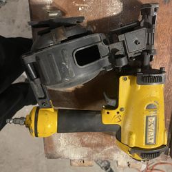 Dewalt D51321 Coil Nailer